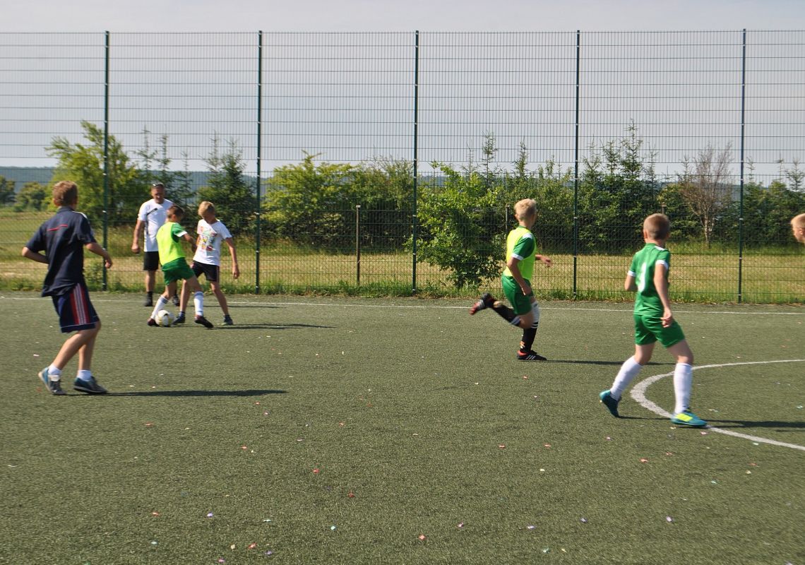 Grafika 1: ANIOŁY 2 Garczegorze i UKS TĘCZA Nowa Wieś Lęborska   zwycięzcami tegorocznego turnieju 2018