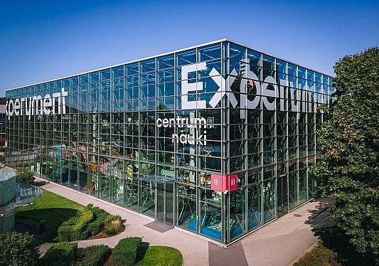 Budynek Centrum nauki eksperyment