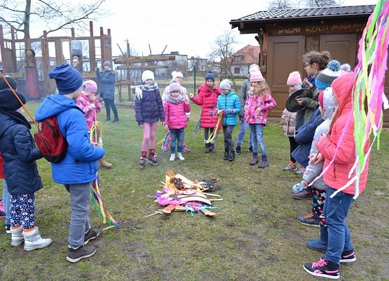 Grafika 2: Marzanna 2017