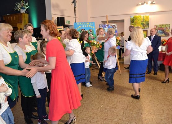 Grafika 2: KGW Arkana z Cewic - zwycięzcą Gminno - Powiatowego Turnieju Kół Gospodyń Wiejskich