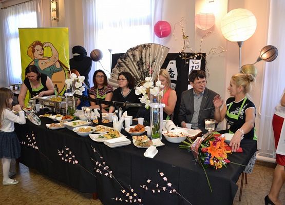 Grafika 27: KGW Arkana z Cewic - zwycięzcą Gminno - Powiatowego Turnieju Kół Gospodyń Wiejskich