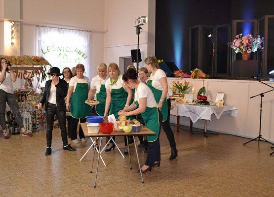Grafika 30: KGW Arkana z Cewic - zwycięzcą Gminno - Powiatowego Turnieju Kół Gospodyń Wiejskich