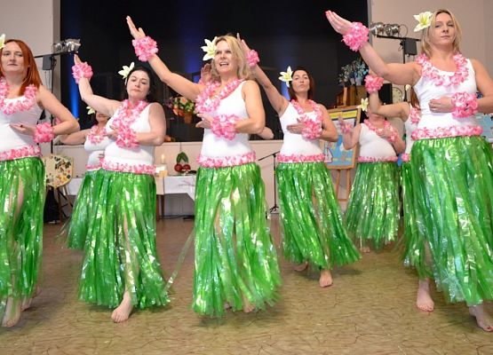 Grafika 77: KGW Arkana z Cewic - zwycięzcą Gminno - Powiatowego Turnieju Kół Gospodyń Wiejskich