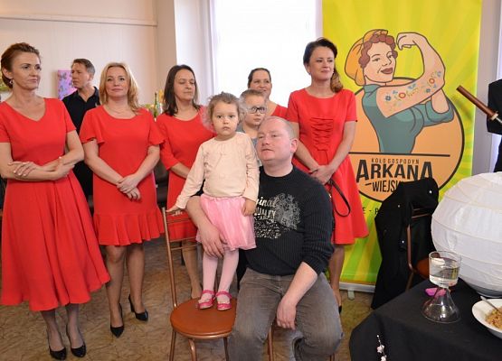 Grafika 93: KGW Arkana z Cewic - zwycięzcą Gminno - Powiatowego Turnieju Kół Gospodyń Wiejskich