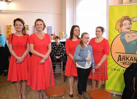 Grafika 105: KGW Arkana z Cewic - zwycięzcą Gminno - Powiatowego Turnieju Kół Gospodyń Wiejskich