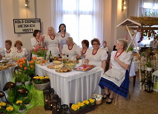 Grafika 141: KGW Arkana z Cewic - zwycięzcą Gminno - Powiatowego Turnieju Kół Gospodyń Wiejskich