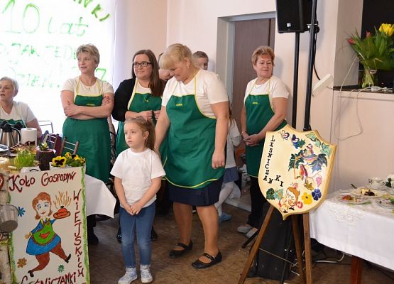 Grafika 147: KGW Arkana z Cewic - zwycięzcą Gminno - Powiatowego Turnieju Kół Gospodyń Wiejskich