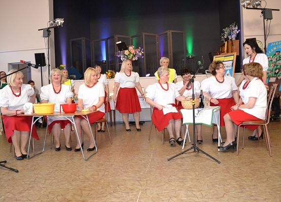 Grafika 169: KGW Arkana z Cewic - zwycięzcą Gminno - Powiatowego Turnieju Kół Gospodyń Wiejskich