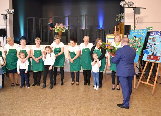 Grafika 43: KGW Arkana z Cewic - zwycięzcą Gminno - Powiatowego Turnieju Kół Gospodyń Wiejskich