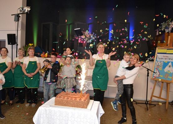 Grafika 48: KGW Arkana z Cewic - zwycięzcą Gminno - Powiatowego Turnieju Kół Gospodyń Wiejskich