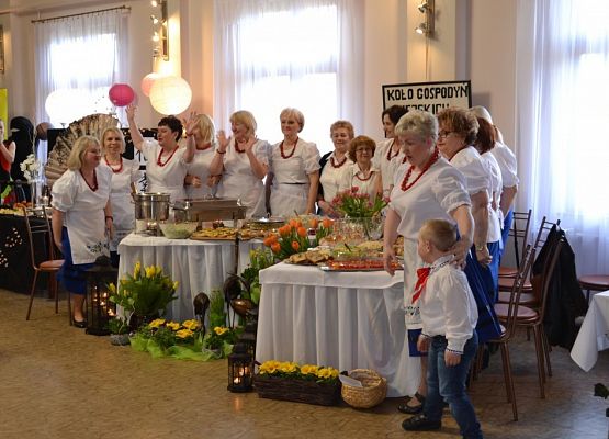 Grafika 58: KGW Arkana z Cewic - zwycięzcą Gminno - Powiatowego Turnieju Kół Gospodyń Wiejskich