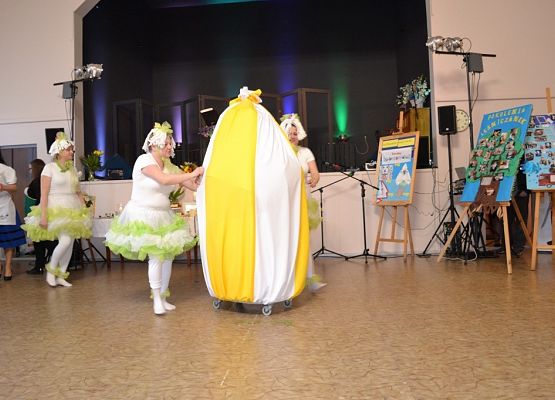 Grafika 111: KGW Arkana z Cewic - zwycięzcą Gminno - Powiatowego Turnieju Kół Gospodyń Wiejskich