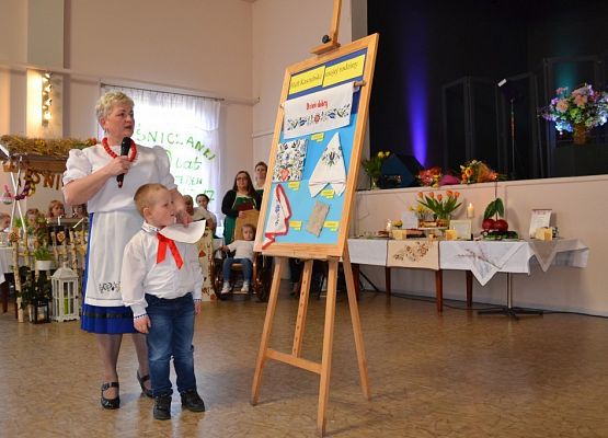 Grafika 108: KGW Arkana z Cewic - zwycięzcą Gminno - Powiatowego Turnieju Kół Gospodyń Wiejskich