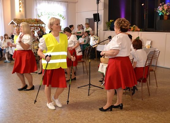 Grafika 132: KGW Arkana z Cewic - zwycięzcą Gminno - Powiatowego Turnieju Kół Gospodyń Wiejskich