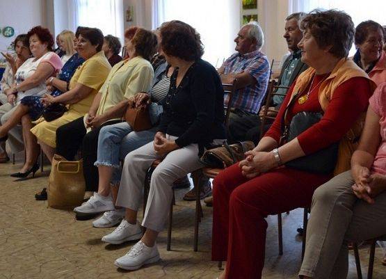 Grafika 7: Wernisaż poplenerowy w GOK-u