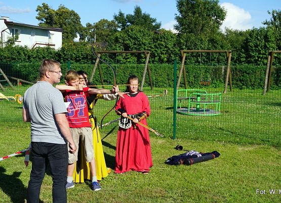 Grafika 6: Festyn pod "Strusiem"