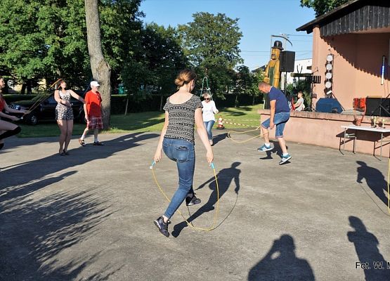 Grafika 14: Festyn pod "Strusiem"