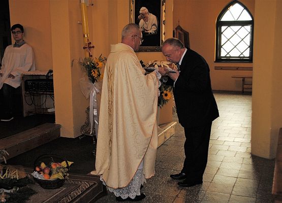 Grafika 4: Dożynki Gminne w Tawęcinie już za nami