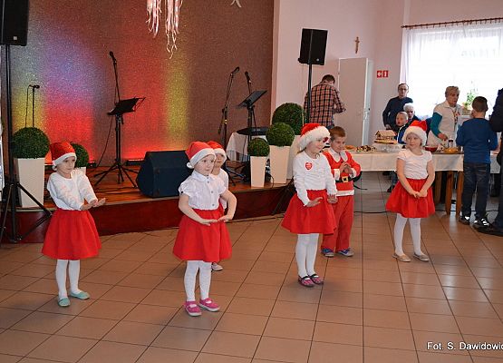 Grafika 32: XXVI Nowowiejski  Finał Wielkiej Orkiestry Świątecznej Pomocy "Dla wyrównania szans w leczeniu noworodków"