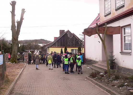 Grafika 15: Pierwszy Dzień Wiosny