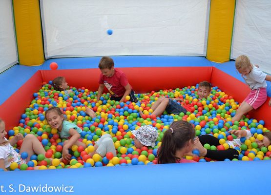Grafika 24: Mnóstwo zabawy w Dniu Dziecka w GOK-u