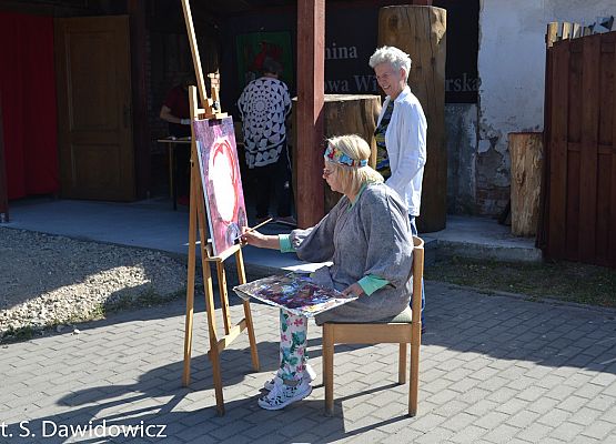 Grafika 15: Plener rzeźbiarsko - malarski "Martwa natura"