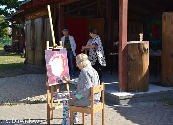 Grafika 17: Plener rzeźbiarsko - malarski "Martwa natura"