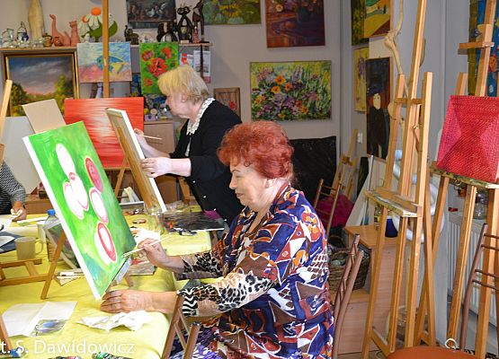 Grafika 5: Plener rzeźbiarsko - malarski "Martwa natura"