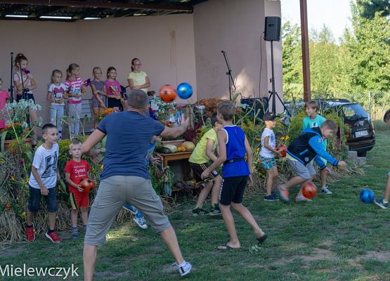 Grafika 11: Dożynki Parafialne w Łebieniu - fotorelacja