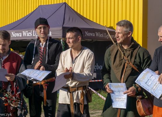 Grafika 116: FESTYN EKOLOGICZNO – HISTORYCZNY „BIESIADA EKOLOGICZNA” X Pomorski Turniej Rycerzy Łuczników VII Grand Prix Nordic Walking o Puchar Wójta Gminy Nowa Wieś Lęborska.