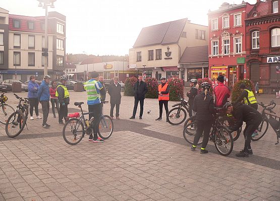 Grafika 2: Relacja z rajdu "Pocztylion