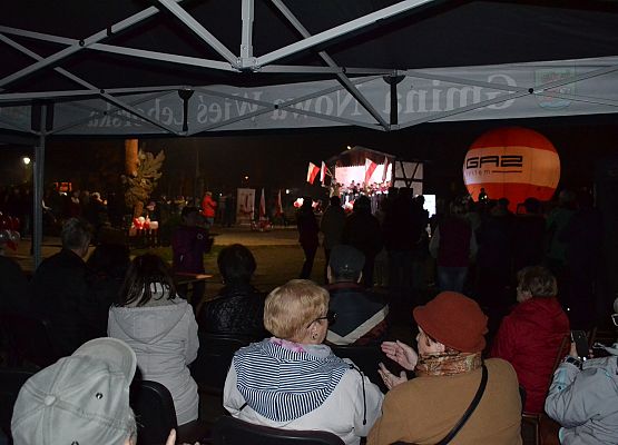 Grafika 10: Relacja z Koncertu 100-lecia Niepodległości - 08.11.2018 r.