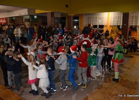 Grafika 11: Tak bawiliśmy się na Mikołajkach