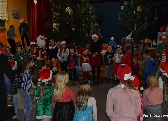 Grafika 25: Tak bawiliśmy się na Mikołajkach