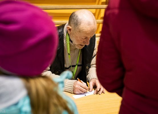 Grafika 25: III NOWOWIEJSKI POKAZ GOŁĘBII RASOWYCH I DROBIU RASOWEGO - FOTORELACJA WIFOT