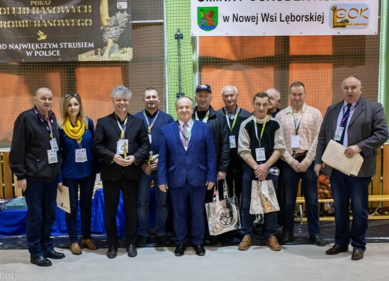 Grafika 67: III NOWOWIEJSKI POKAZ GOŁĘBII RASOWYCH I DROBIU RASOWEGO - FOTORELACJA WIFOT