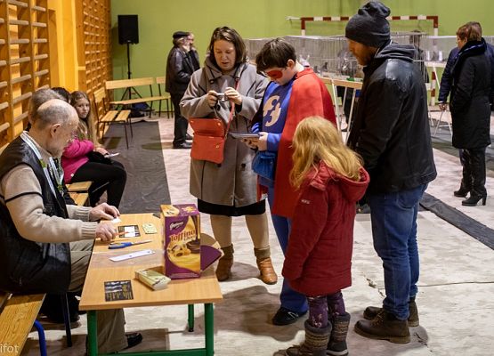 Grafika 98: III NOWOWIEJSKI POKAZ GOŁĘBII RASOWYCH I DROBIU RASOWEGO - FOTORELACJA WIFOT