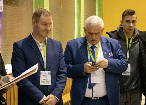 Grafika 120: III NOWOWIEJSKI POKAZ GOŁĘBII RASOWYCH I DROBIU RASOWEGO - FOTORELACJA WIFOT