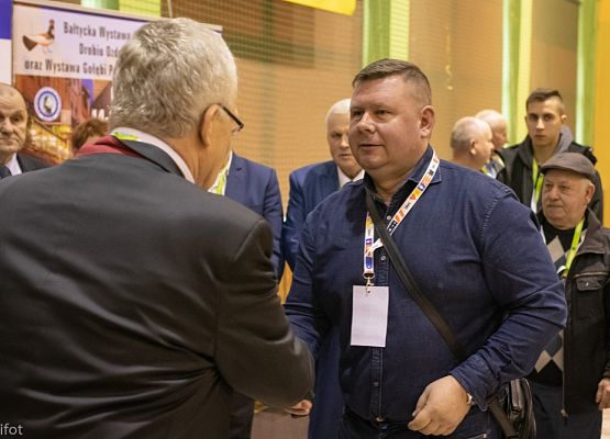 Grafika 142: III NOWOWIEJSKI POKAZ GOŁĘBII RASOWYCH I DROBIU RASOWEGO - FOTORELACJA WIFOT