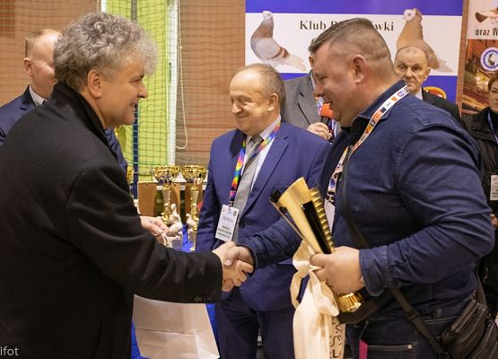 Grafika 140: III NOWOWIEJSKI POKAZ GOŁĘBII RASOWYCH I DROBIU RASOWEGO - FOTORELACJA WIFOT