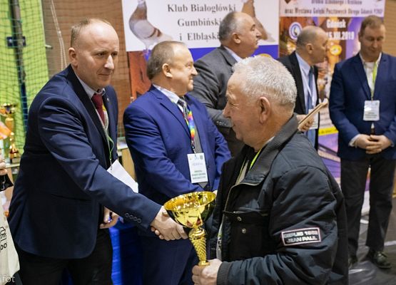 Grafika 160: III NOWOWIEJSKI POKAZ GOŁĘBII RASOWYCH I DROBIU RASOWEGO - FOTORELACJA WIFOT