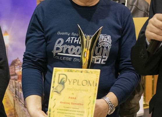 Grafika 169: III NOWOWIEJSKI POKAZ GOŁĘBII RASOWYCH I DROBIU RASOWEGO - FOTORELACJA WIFOT