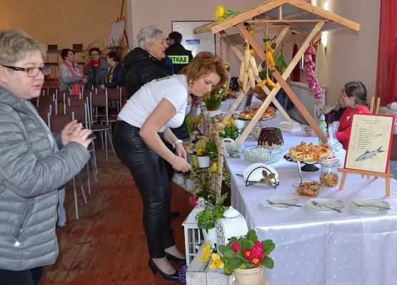 Grafika 1: X Powiatowy Turniej Kół Gospodyń Wiejskich wygrały Panie z Mostów