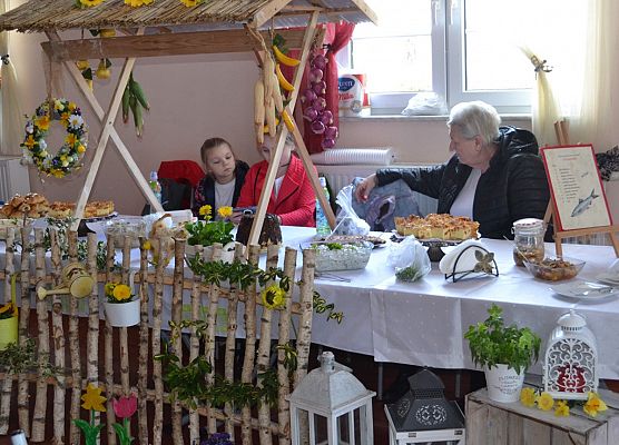 Grafika 3: X Powiatowy Turniej Kół Gospodyń Wiejskich wygrały Panie z Mostów