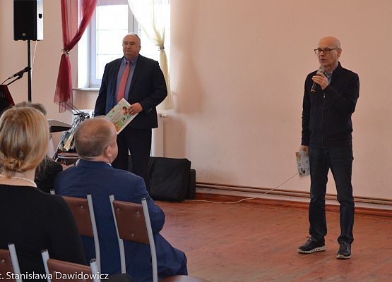 Grafika 25: X Powiatowy Turniej Kół Gospodyń Wiejskich wygrały Panie z Mostów