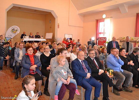 Grafika 32: X Powiatowy Turniej Kół Gospodyń Wiejskich wygrały Panie z Mostów