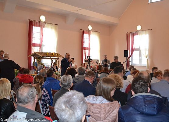 Grafika 40: X Powiatowy Turniej Kół Gospodyń Wiejskich wygrały Panie z Mostów