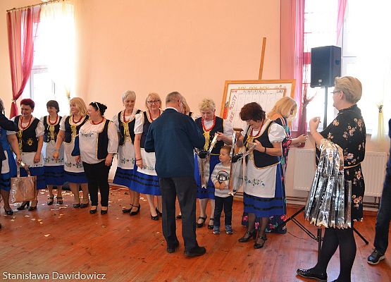 Grafika 91: X Powiatowy Turniej Kół Gospodyń Wiejskich wygrały Panie z Mostów