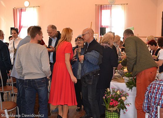 Grafika 102: X Powiatowy Turniej Kół Gospodyń Wiejskich wygrały Panie z Mostów