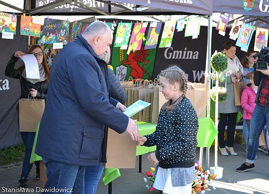 Grafika 30: Relacja z rozstrzygnięcia konkursu plastycznego